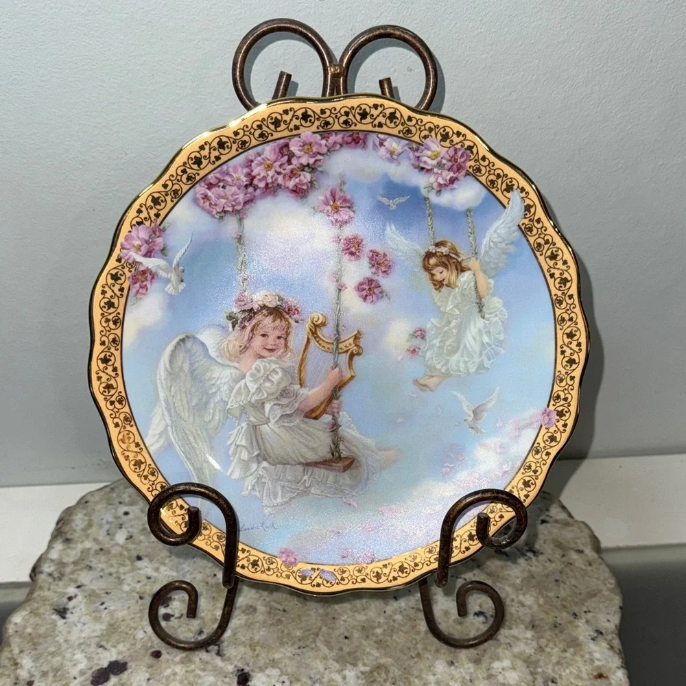 Vintage Angels Sweetly Swinging Reco Sandra Kuck Gardens of Innocence 1997 Plate